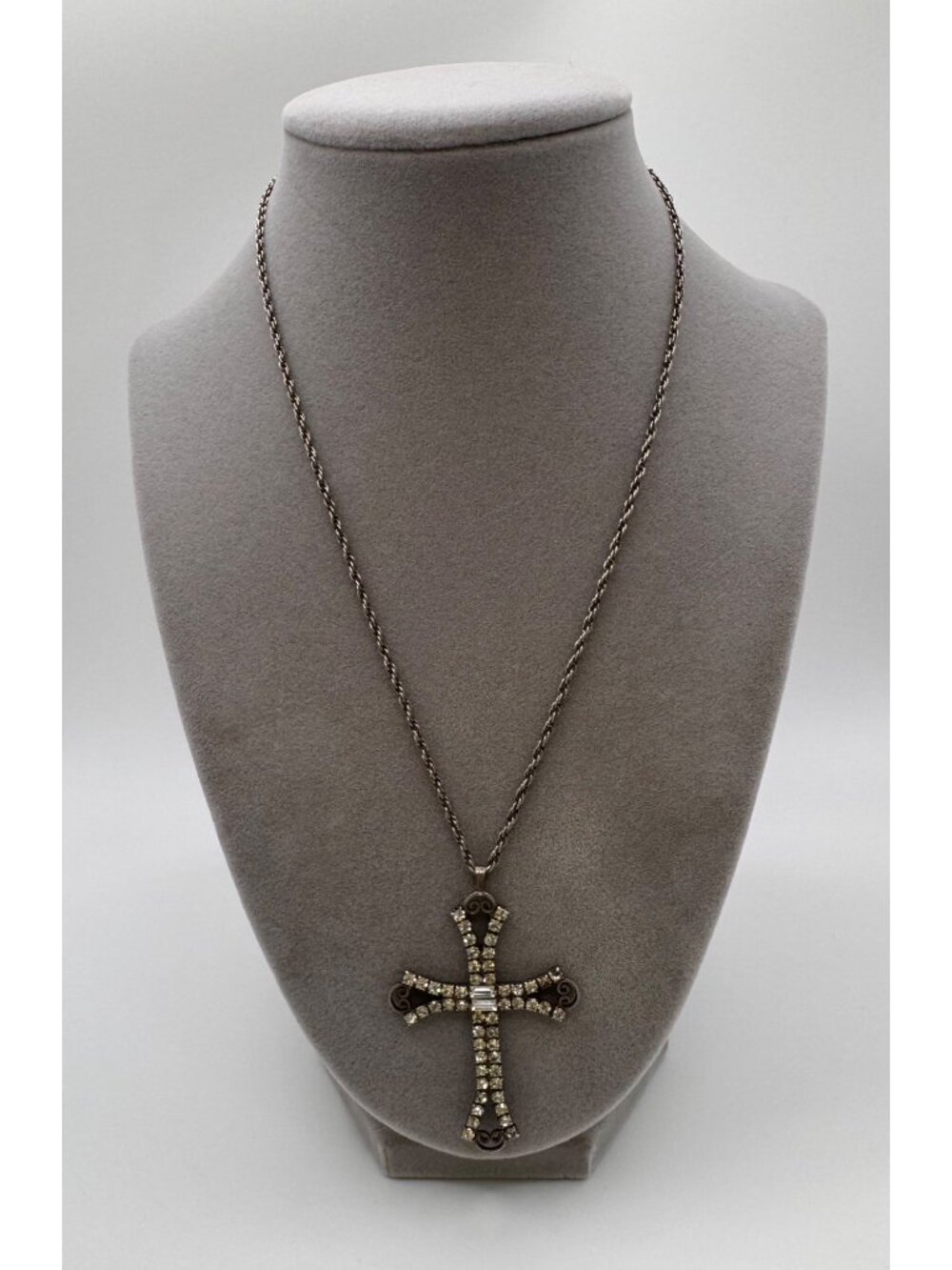 Vintage Rhinestone Cross Pendant Necklace Darkened Silver Tone 1950s 18”